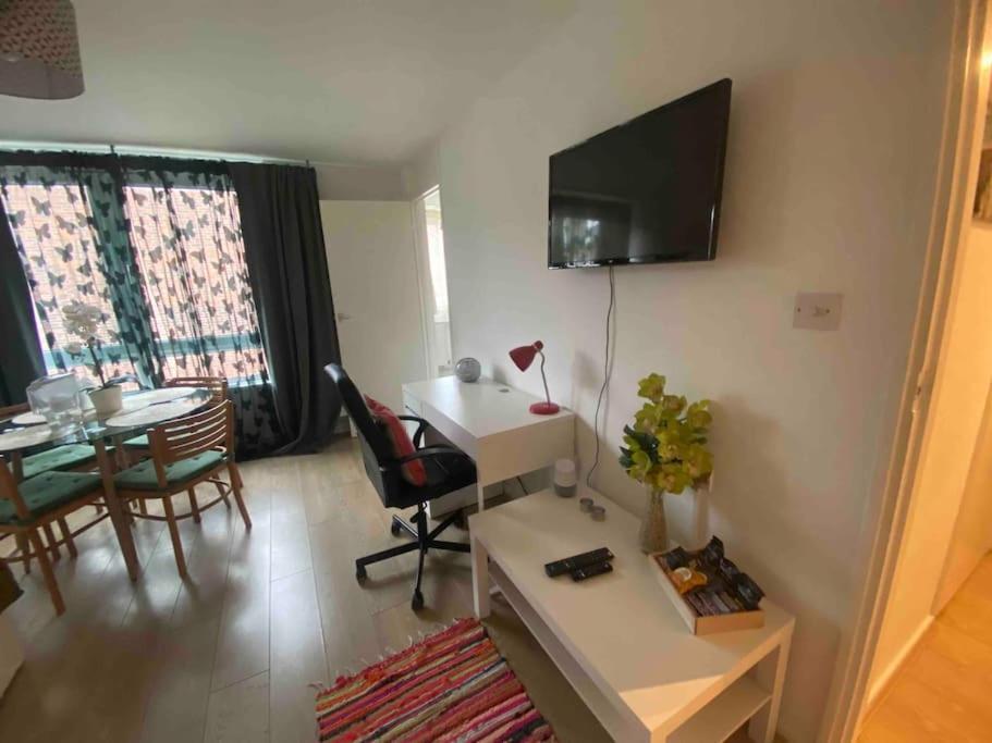 Apt 2/4People Archway/Holloway London Exterior photo